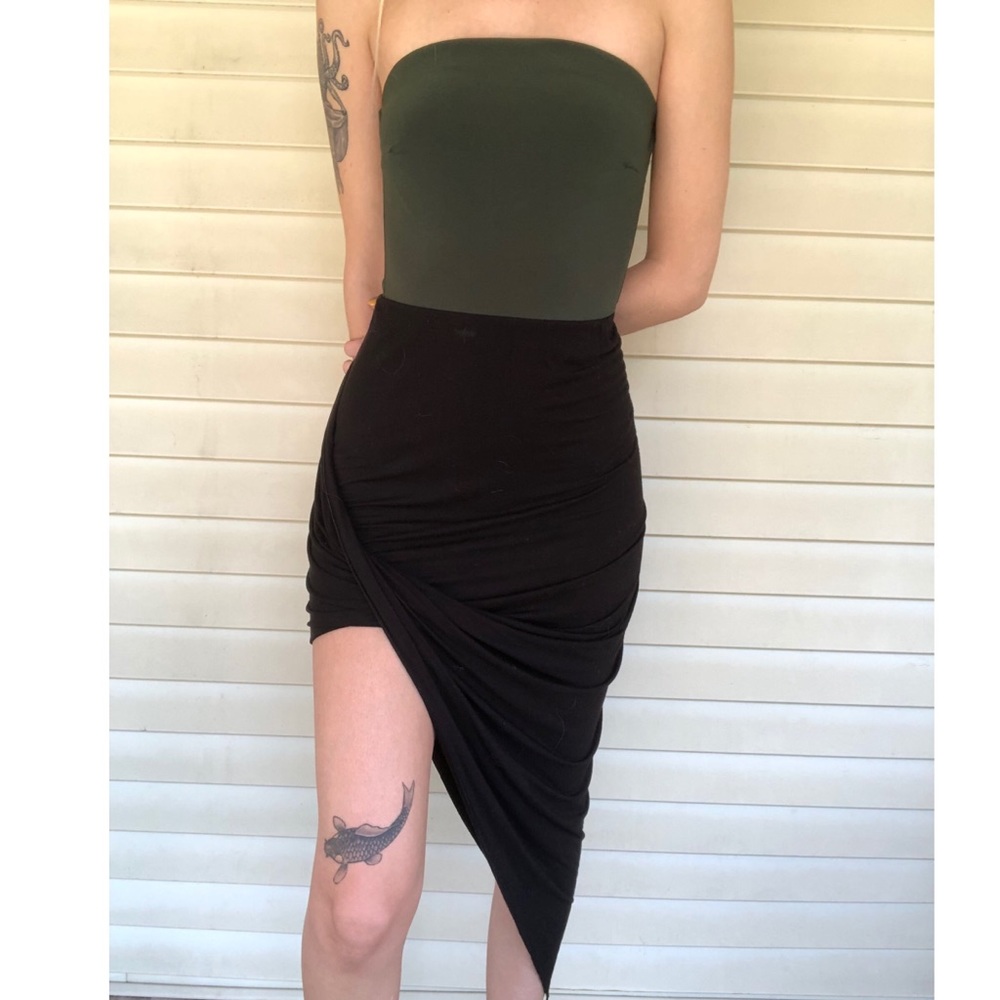 ASYMMETRICAL SKIRT